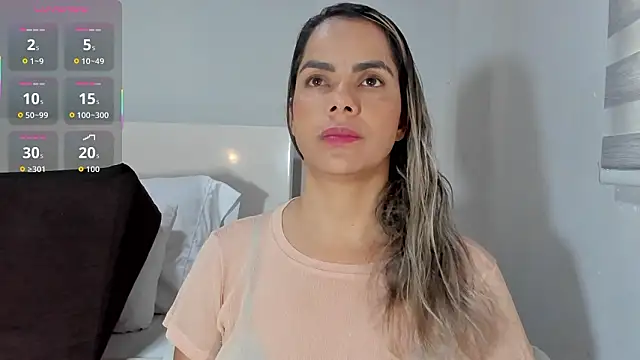 ClaraMariaMon online show from February 2026 02:31:01 PM