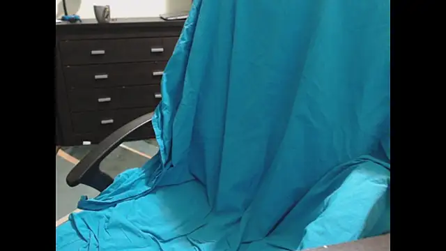 Snapshot of sexualtensionrelation chatting on December 2025 09:43:02 PM sexualtensionrelation online show from December 2025 09:43:02 PM