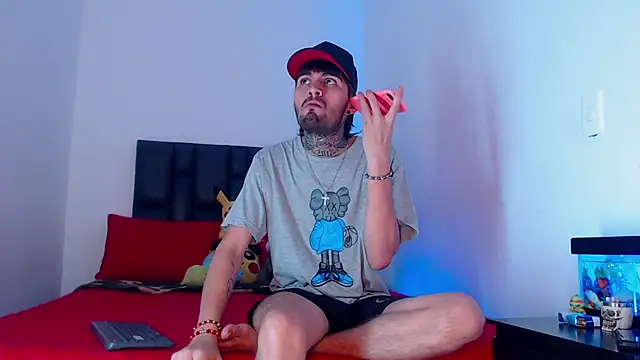 Snapshot of Brutal_Sex_Fucking chatting on January 2025 08:36:02 PM Brutal Sex Fucking online show from January 2025 08:36:02 PM