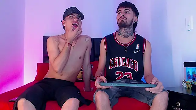 Snapshot of Brutal_Sex_Fucking chatting on January 2025 07:49:02 PM Brutal Sex Fucking online show from January 2025 07:49:02 PM