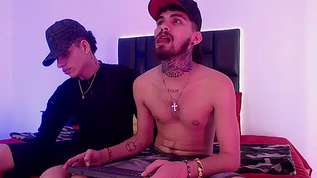 Snapshot of Brutal_Sex_Fucking chatting on February 2025 05:56:02 AM Brutal Sex Fucking online show from February 2025 05:56:02 AM