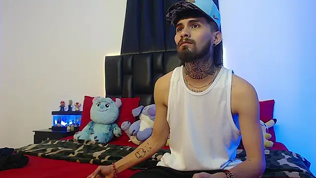 Snapshot of Brutal_Sex_Fucking chatting on March 2025 08:20:02 PM Brutal Sex Fucking online show from March 2025 08:20:02 PM