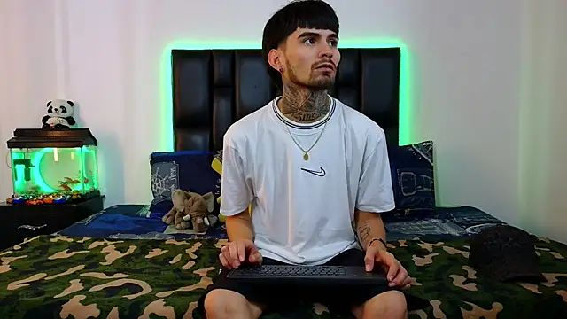 Brutal Sex Fucking online show from February 2026 07:14:02 PM