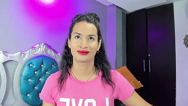 Snapshot of jennifer_ts chatting on December 2024 05:44:01 PM jennifer ts online show from December 2024 05:44:01 PM