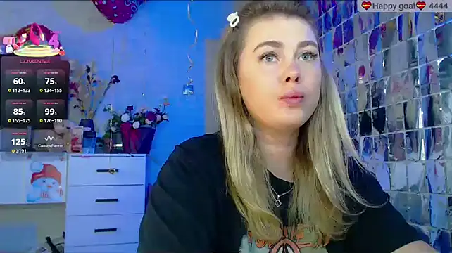 SuchCute online show from September 2025 03:08:02 AM