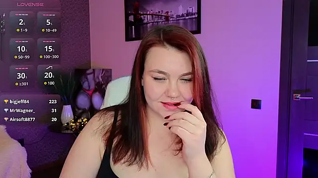 Lilumytrend online show from February 2025 09:04:02 AM