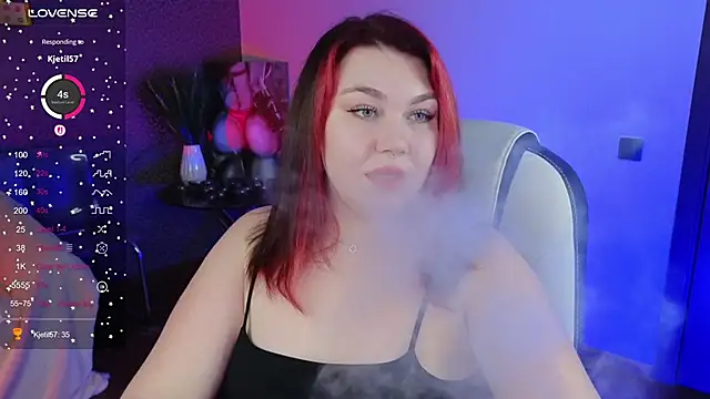 Lilumytrend online show from October 2025 12:15:01 PM