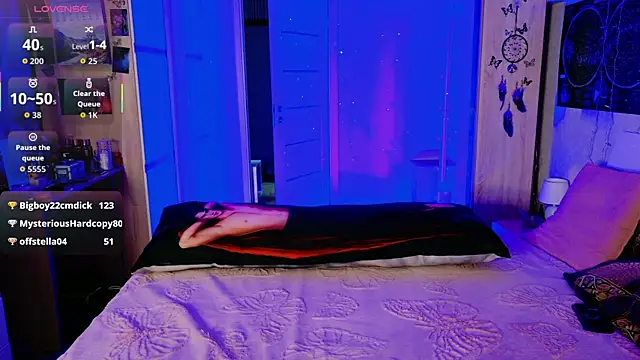 Snapshot of Evva_Ross chatting on November 2025 05:47:01 PM Evva Ross online show from November 2025 05:47:01 PM