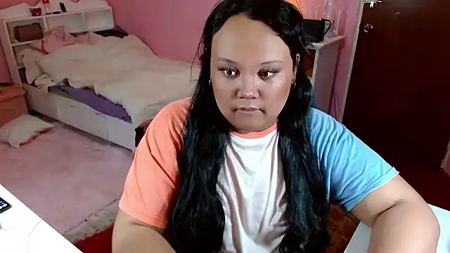 Snapshot of GiannaLopezSmith chatting on October 2025 02:58:02 PM GiannaLopezSmith online show from October 2025 02:58:02 PM