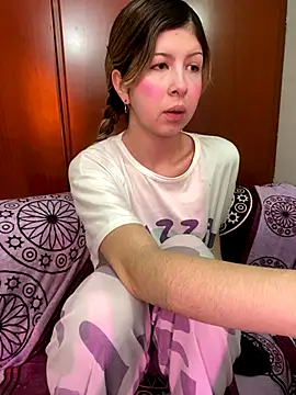 KittieCatty online show from October 2025 02:05:01 PM