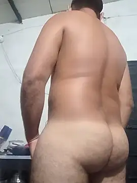 travieso2893 online show from October 2025 02:34:01 AM