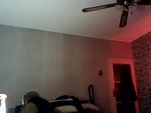 Nikolaiyy online show from May 2026 02:07:01 AM
