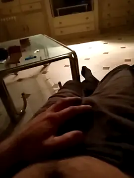 Snapshot of rush6983 chatting on February 2025 11:48:02 PM rush6983 online show from February 2025 11:48:02 PM