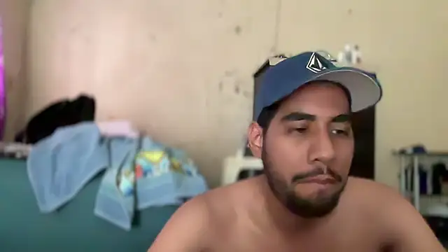 Snapshot of EnriquePersian197 chatting on January 2025 06:13:02 PM EnriquePersian197 online show from January 2025 06:13:02 PM