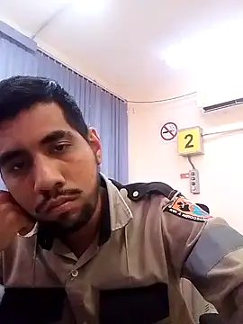 Snapshot of EnriquePersian197 chatting on January 2025 06:59:02 PM EnriquePersian197 online show from January 2025 06:59:02 PM