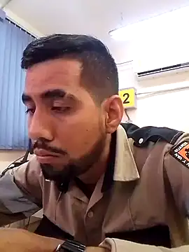 Snapshot of EnriquePersian197 chatting on January 2025 02:08:02 PM EnriquePersian197 online show from January 2025 02:08:02 PM