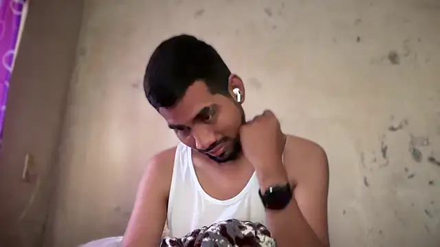 Snapshot of EnriquePersian197 chatting on January 2025 03:14:02 PM EnriquePersian197 online show from January 2025 03:14:02 PM