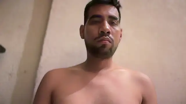 Snapshot of EnriquePersian197 chatting on February 2025 02:42:02 AM EnriquePersian197 online show from February 2025 02:42:02 AM