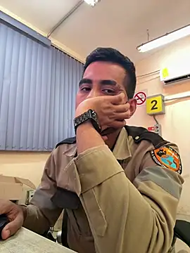 Snapshot of EnriquePersian197 chatting on February 2025 09:53:02 PM EnriquePersian197 online show from February 2025 09:53:02 PM