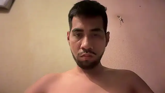 Snapshot of EnriquePersian197 chatting on February 2025 01:57:01 AM EnriquePersian197 online show from February 2025 01:57:01 AM