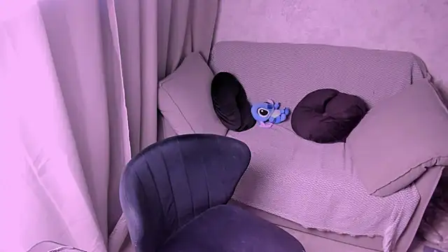 Snapshot of kirraa_ chatting on February 2025 07:49:02 PM kirraa online show from February 2025 07:49:02 PM