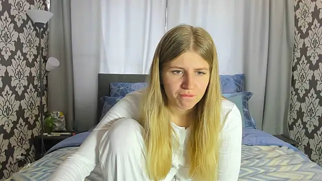 Snapshot of kirraa_ chatting on September 2025 10:27:01 AM kirraa online show from September 2025 10:27:01 AM