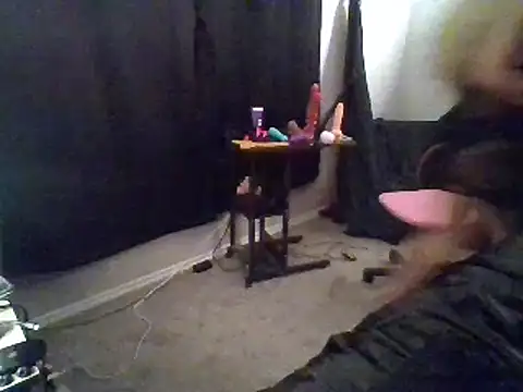 Snapshot of Lola69Rosexxx chatting on February 2025 07:01:01 AM Lola69Rosexxx online show from February 2025 07:01:01 AM