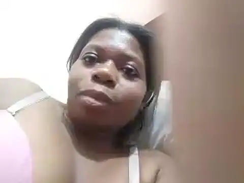 Snapshot of chocolatesexi2 chatting on December 2024 12:33:01 AM chocolatesexi2 online show from December 2024 12:33:01 AM