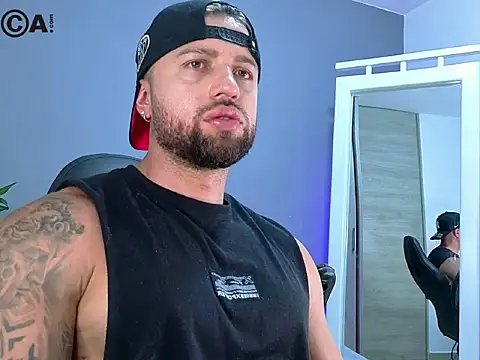 OwenMaximus814 online show from March 2026 05:38:01 PM