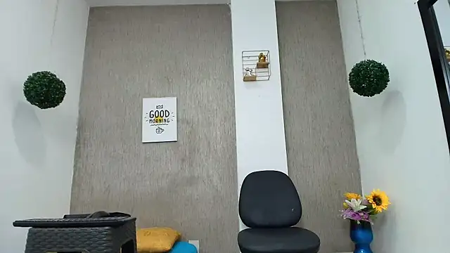 Snapshot of Steven_x94 chatting on February 2025 12:03:02 PM Steven x94 online show from February 2025 12:03:02 PM