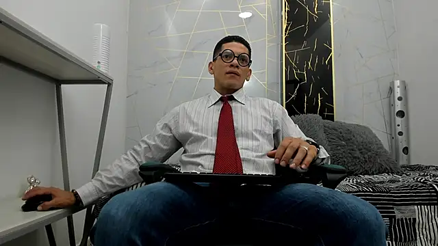 Snapshot of Steven_x94 chatting on September 2025 12:31:02 PM Steven x94 online show from September 2025 12:31:02 PM