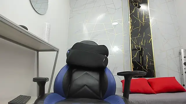 Snapshot of Steven_x94 chatting on November 2025 11:54:01 AM Steven x94 online show from November 2025 11:54:01 AM