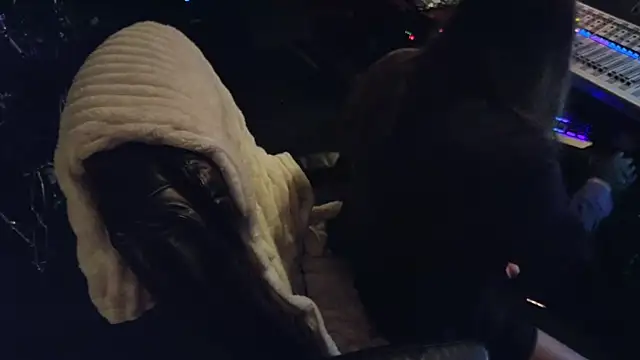 Snapshot of NinasNylonz chatting on February 2025 05:09:01 PM NinasNylonz online show from February 2025 05:09:01 PM