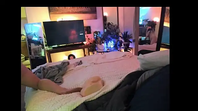 Snapshot of NinasNylonz chatting on February 2025 12:55:02 PM NinasNylonz online show from February 2025 12:55:02 PM