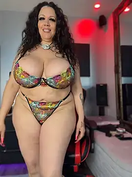 curvyfunlover online show from June 2026 12:11:02 PM