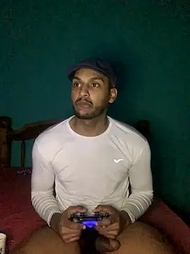 Pinocchiu online show from October 2025 03:27:01 AM