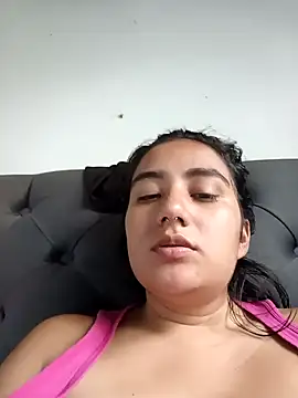 Snapshot of Hellen_Alex chatting on December 2024 03:43:02 PM Hellen Alex online show from December 2024 03:43:02 PM