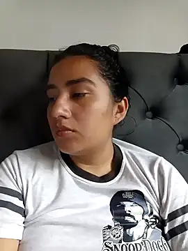 Snapshot of Hellen_Alex chatting on December 2024 02:11:02 PM Hellen Alex online show from December 2024 02:11:02 PM