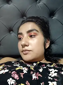 Snapshot of Hellen_Alex chatting on January 2025 08:07:02 PM Hellen Alex online show from January 2025 08:07:02 PM