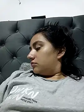 Snapshot of Hellen_Alex chatting on January 2025 02:29:02 PM Hellen Alex online show from January 2025 02:29:02 PM