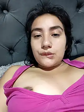 Snapshot of Hellen_Alex chatting on February 2025 09:38:02 PM Hellen Alex online show from February 2025 09:38:02 PM