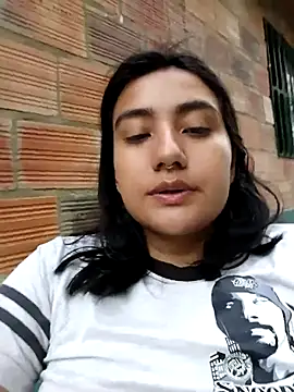 Snapshot of Hellen_Alex chatting on February 2025 02:05:01 PM Hellen Alex online show from February 2025 02:05:01 PM