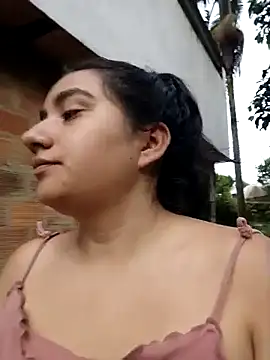 Snapshot of Hellen_Alex chatting on February 2025 01:48:01 PM Hellen Alex online show from February 2025 01:48:01 PM