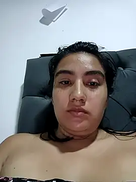 Snapshot of Hellen_Alex chatting on February 2025 02:57:01 PM Hellen Alex online show from February 2025 02:57:01 PM