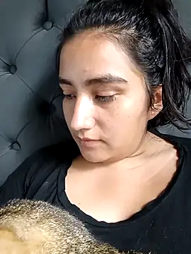 Snapshot of Hellen_Alex chatting on February 2025 05:39:01 PM Hellen Alex online show from February 2025 05:39:01 PM