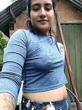 Snapshot of Hellen_Alex chatting on February 2025 03:15:02 PM Hellen Alex online show from February 2025 03:15:02 PM