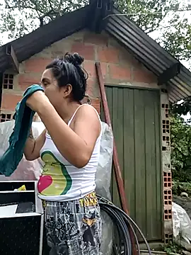 Snapshot of Hellen_Alex chatting on February 2025 02:31:02 PM Hellen Alex online show from February 2025 02:31:02 PM