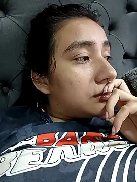 Snapshot of Hellen_Alex chatting on March 2025 06:01:02 PM Hellen Alex online show from March 2025 06:01:02 PM