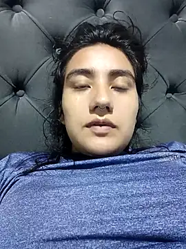 Snapshot of Hellen_Alex chatting on March 2025 04:21:02 PM Hellen Alex online show from March 2025 04:21:02 PM