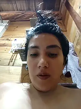 Snapshot of Hellen_Alex chatting on November 2025 05:20:01 PM Hellen Alex online show from November 2025 05:20:01 PM